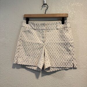 EUC White House Black Market Patterned Tan and White Shorts 00